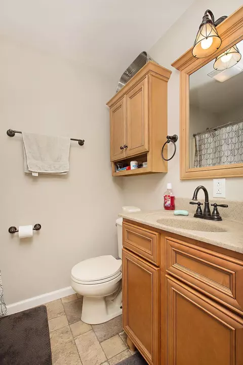 4271 E Shepard St, De Motte, IN 46310 photo 7