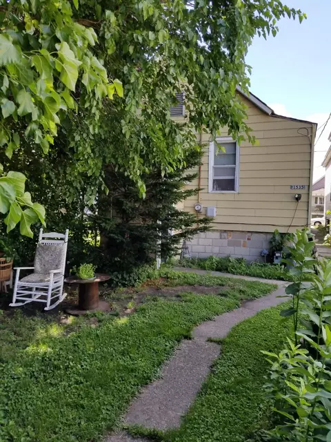 1535 John St, Whiting, IN 46394 photo 2