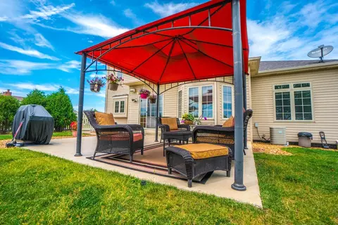 240 Poplar Ln, Beecher, IL 60401 photo 6