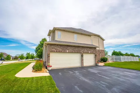 240 Poplar Ln, Beecher, IL 60401 photo 4
