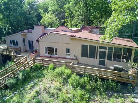 8 E Leewater, Beverly Shores, IN 46301 photo 9