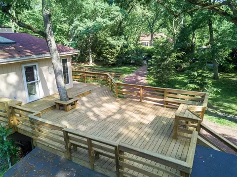 8 E Leewater, Beverly Shores, IN 46301 photo 8