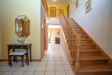 10405 Fox Run, Munster, IN 46321 photo 5