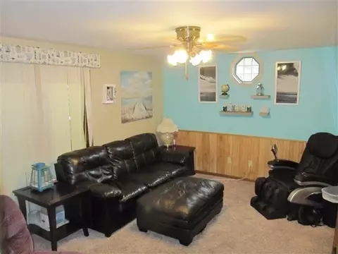 507 E State St, Morocco, IN 47963 photo 5
