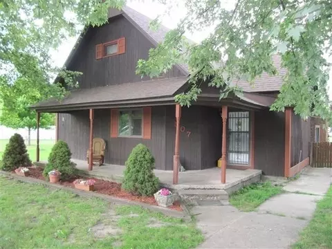 507 E State St, Morocco, IN 47963 photo 1
