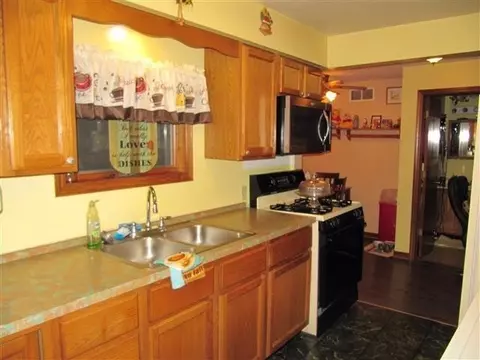 507 E State St, Morocco, IN 47963 photo 4