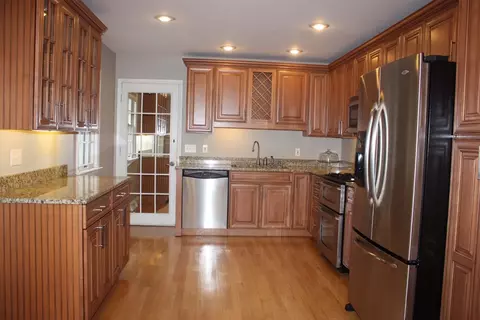 8834 Baring Ave, Munster, IN 46321 photo 8