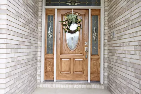 8330 Doubletree Ct, Crown Point, IN 46307 photo 3