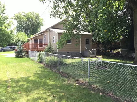 214 W Jefferson St, Winamac, IN 46996 photo 4