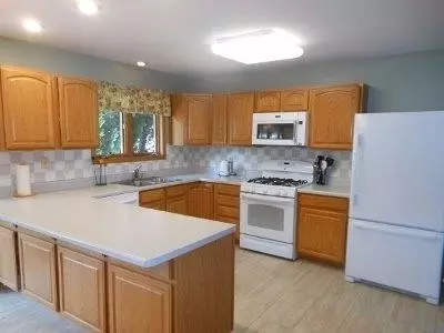 1434 Admiral Dr, Porter, IN 46304 photo 5