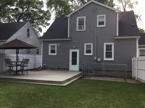 223 N Harvey St, Griffith, IN 46319 photo 5
