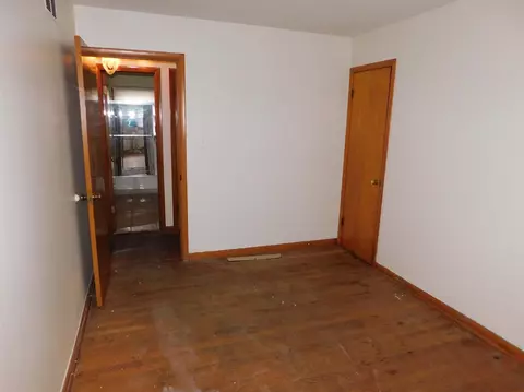 122 E 39th Ave, Gary, IN 46409 photo 9