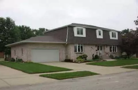 941 N Harvey St, Griffith, IN 46319 photo 1