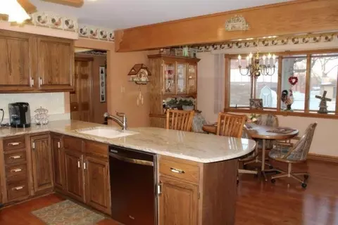 941 N Harvey St, Griffith, IN 46319 photo 8