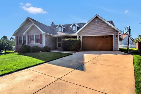 524 Cambridge Ct, Griffith, IN 46319 photo 1