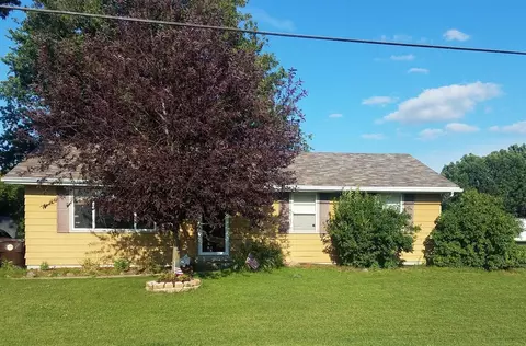 10487 N 450, De Motte, IN 46310 photo 1
