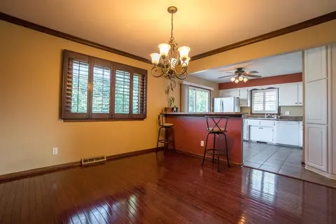 833 Jackson Ct, Dyer, IN 46311 photo 9