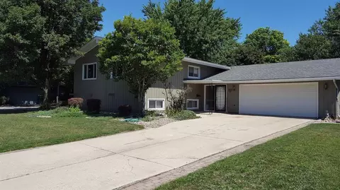 1133 Azalea Dr, Munster, IN 46321 photo 1