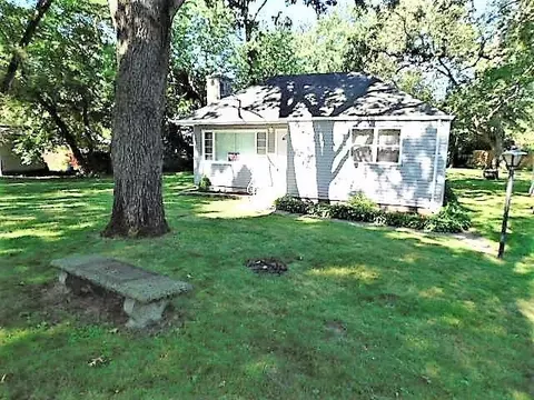 3956 Marshall Pl, Gary, IN 46408 photo 2