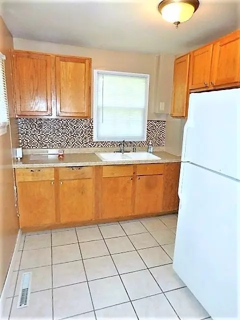 3956 Marshall Pl, Gary, IN 46408 photo 8