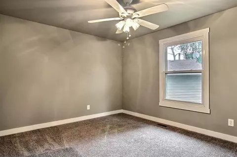808 Lawndale Dr, Griffith, IN 46319 photo 10