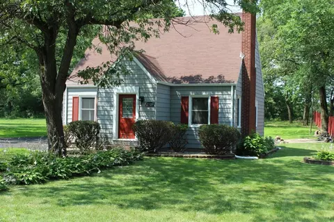 2020 Crest Rd, Gary, IN 46408 photo 1
