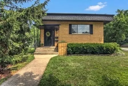 325 Belden Pl, Munster, IN 46321 photo 1
