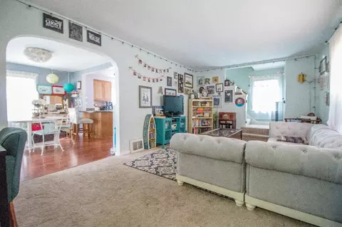 239 Gregory Ave, Munster, IN 46321 photo 3
