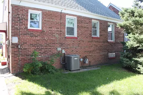 2145 Davis Ave, Whiting, IN 46394 photo 4