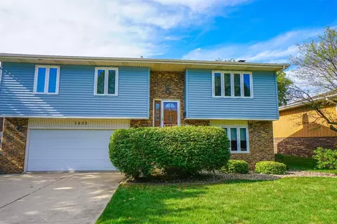 1935 Martha St, Munster, IN 46321 photo 1