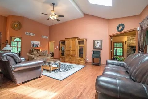 2727 E 153rd Ave, Hebron, IN 46341 photo 9