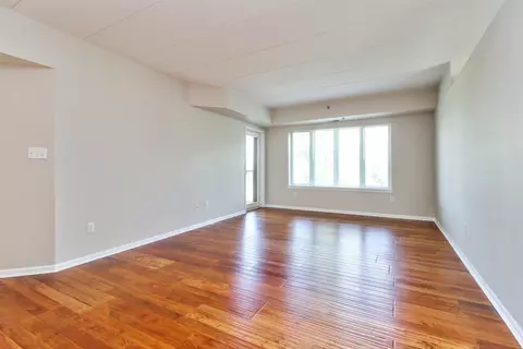8421 Manor Ave #201, Munster, IN 46321 photo 2