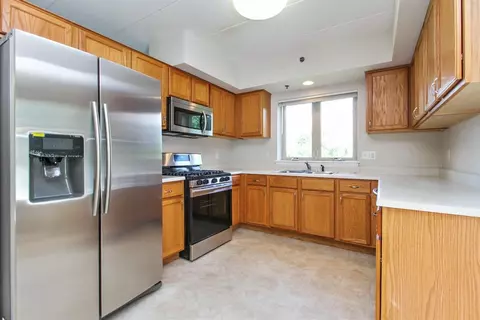 8421 Manor Ave #201, Munster, IN 46321 photo 3