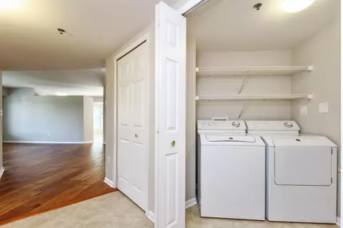8421 Manor Ave #201, Munster, IN 46321 photo 10