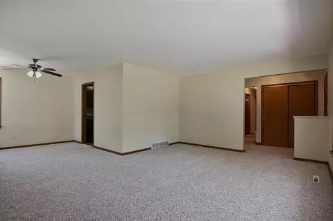 8607 Forest Ave, Munster, IN 46321 photo 5