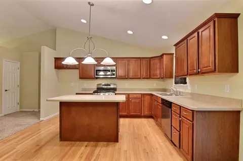 3820 Kingsway Dr, Crown Point, IN 46307 photo 5
