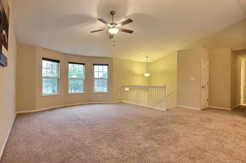 3820 Kingsway Dr, Crown Point, IN 46307 photo 9