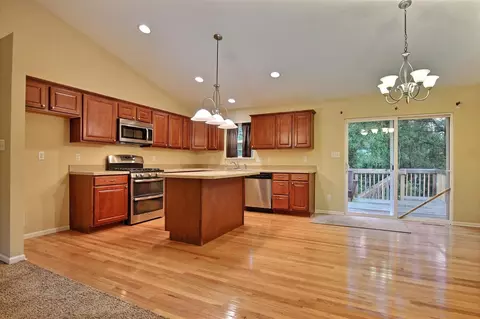 3820 Kingsway Dr, Crown Point, IN 46307 photo 8
