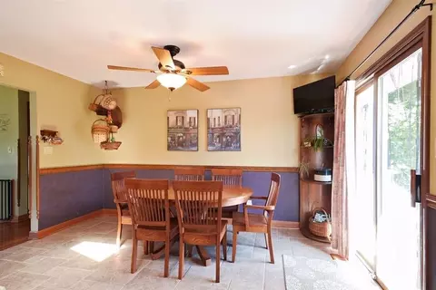 8564 Wheeler Pl, Crown Point, IN 46307 photo 6