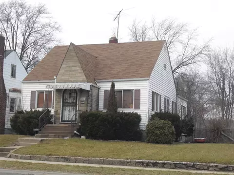 608 W 45th Ave, Gary, IN 46408 photo 2