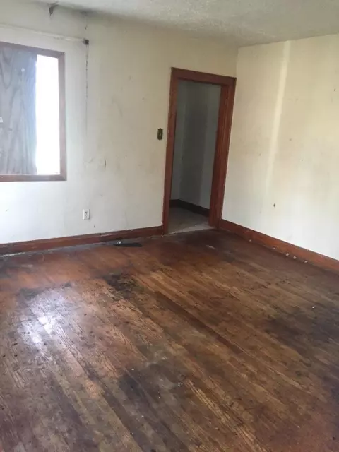 608 W 45th Ave, Gary, IN 46408 photo 5