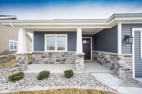 10414 Red Rock Pl, Dyer, IN 46311 photo 2