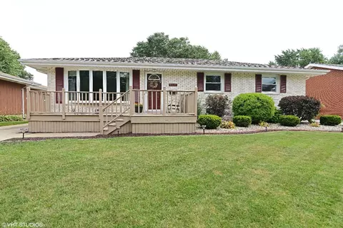 8539 Garfield Ave, Munster, IN 46321 photo 1