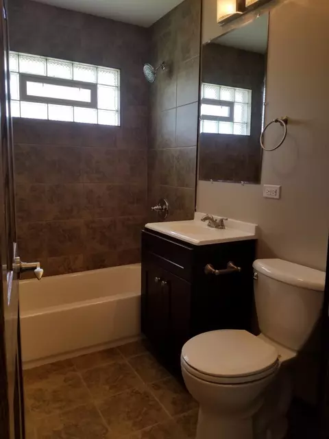 2120 W 21 Ave, Gary, IN 46404 photo 4