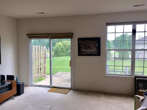 1083 Flagstone Dr, Dyer, IN 46311 photo 5