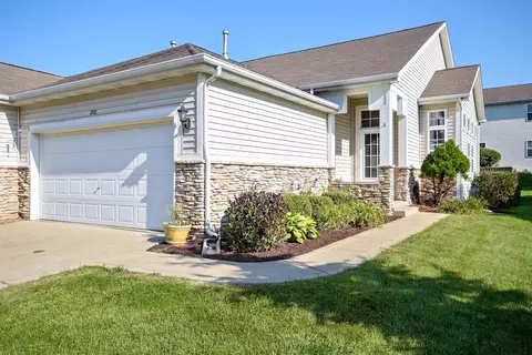 200 Fieldstone Dr, Porter, IN 46304 photo 1