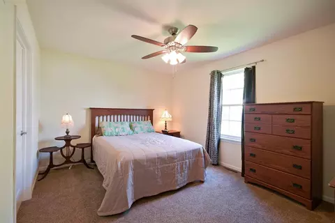 200 Fieldstone Dr, Porter, IN 46304 photo 9
