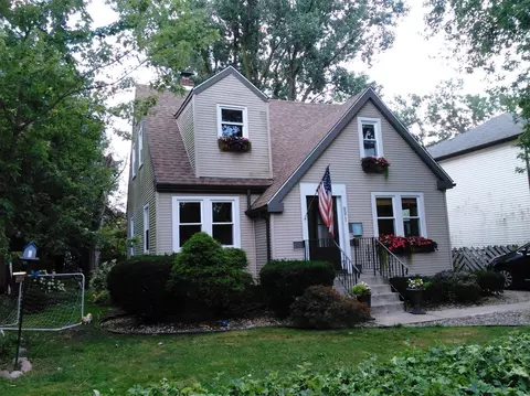 8971 E Delaware Pkwy, Munster, IN 46321 photo 1