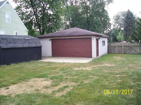 8401 Harrison Ave, Munster, IN 46321 photo 3