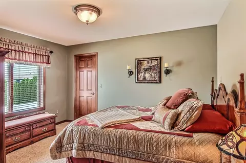 2744 Mockingbird Dr, Crown Point, IN 46307 photo 10
